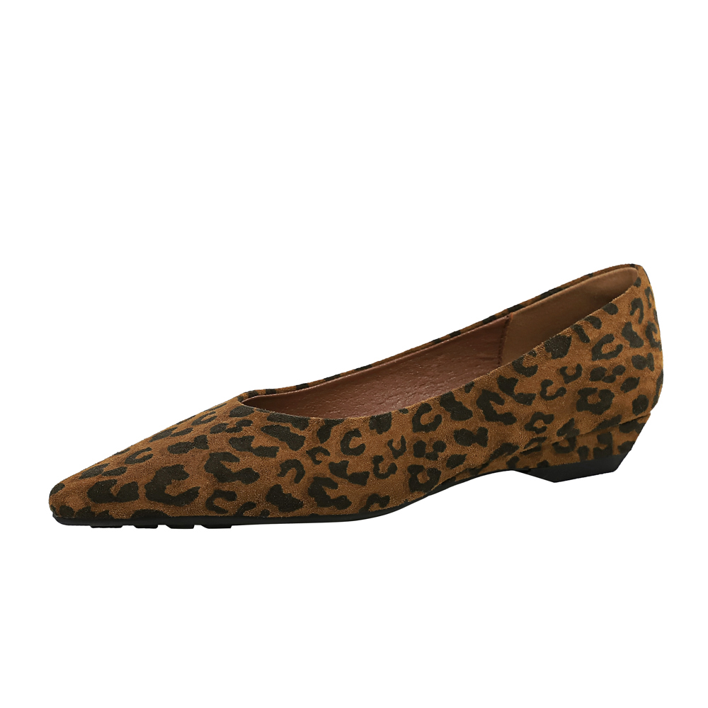 French Style Pointed Toe Leopard Print Wedge Heel Women's Casual Shoes - Image 5