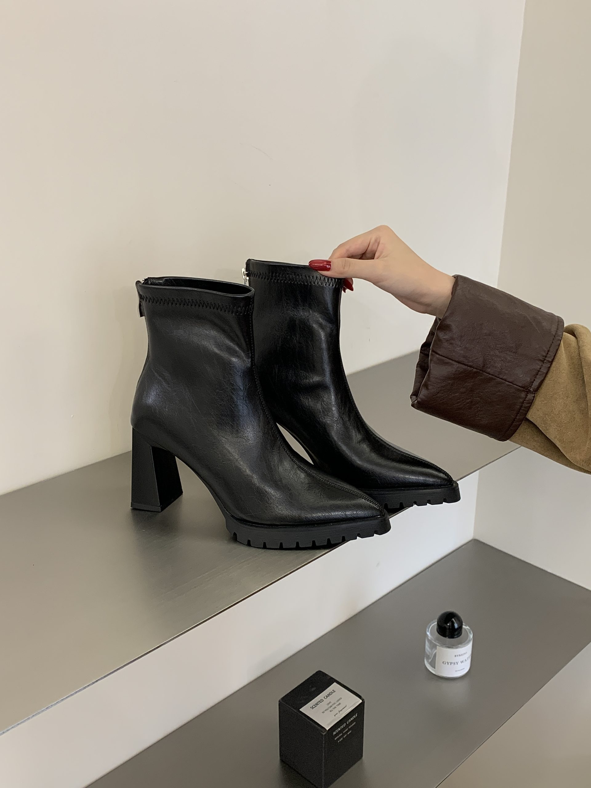 Early Autumn Pointed Toe Waterproof Platform Chunky Heel Short Boots Maillard Leather Back Zipper for Dresses and Wide Leg Jeans - Image 3