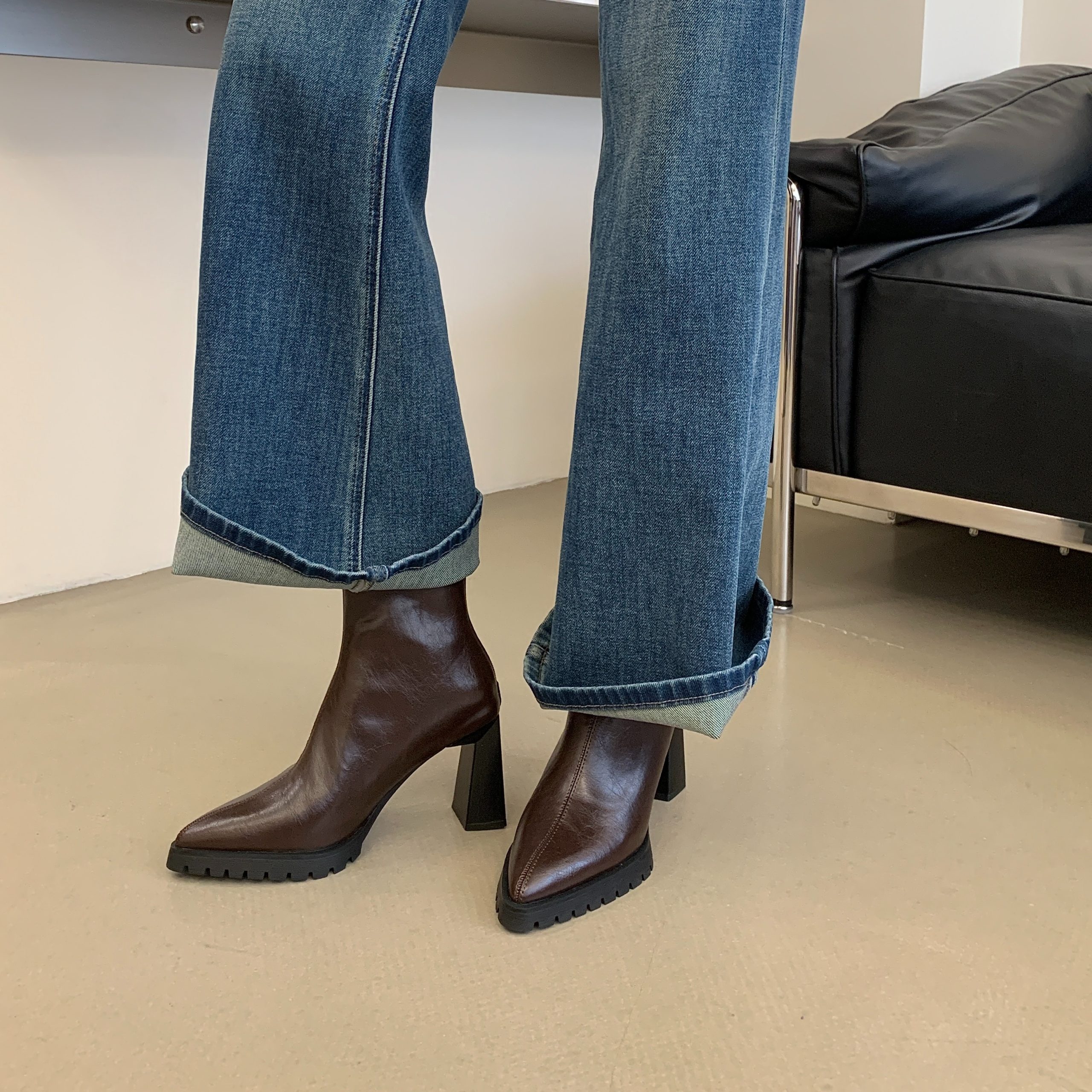 Early Autumn Pointed Toe Waterproof Platform Chunky Heel Short Boots Maillard Leather Back Zipper for Dresses and Wide Leg Jeans - Image 5